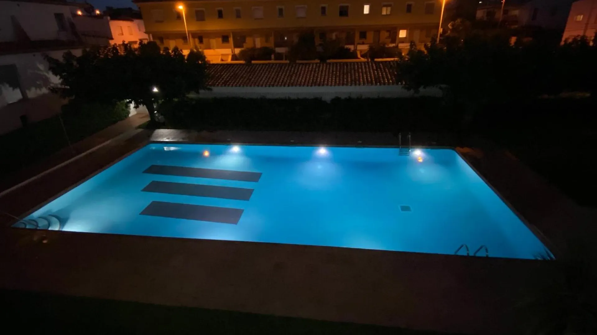 Apartment Appartement La Escala En Front De Mer Avec Piscine L'Escala Spain